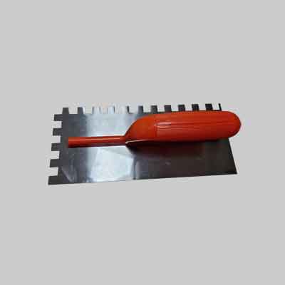 FRATTONE DENTATO C/MANICO IN PLASTICA IDEAL STAR 28x12 cm - Dentatura dx 12x12 mm. Prezzo per Pezzo.